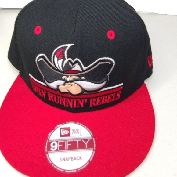 New Era UNLV Snapback - Picture 3 of 10